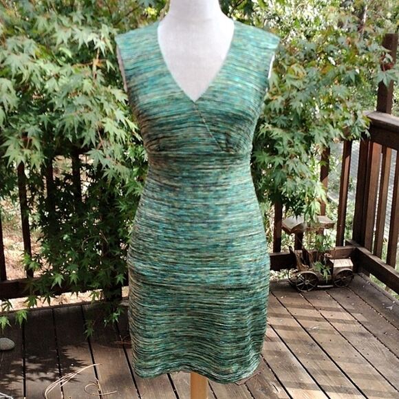 Connected Apparel - Picture 1 of 9